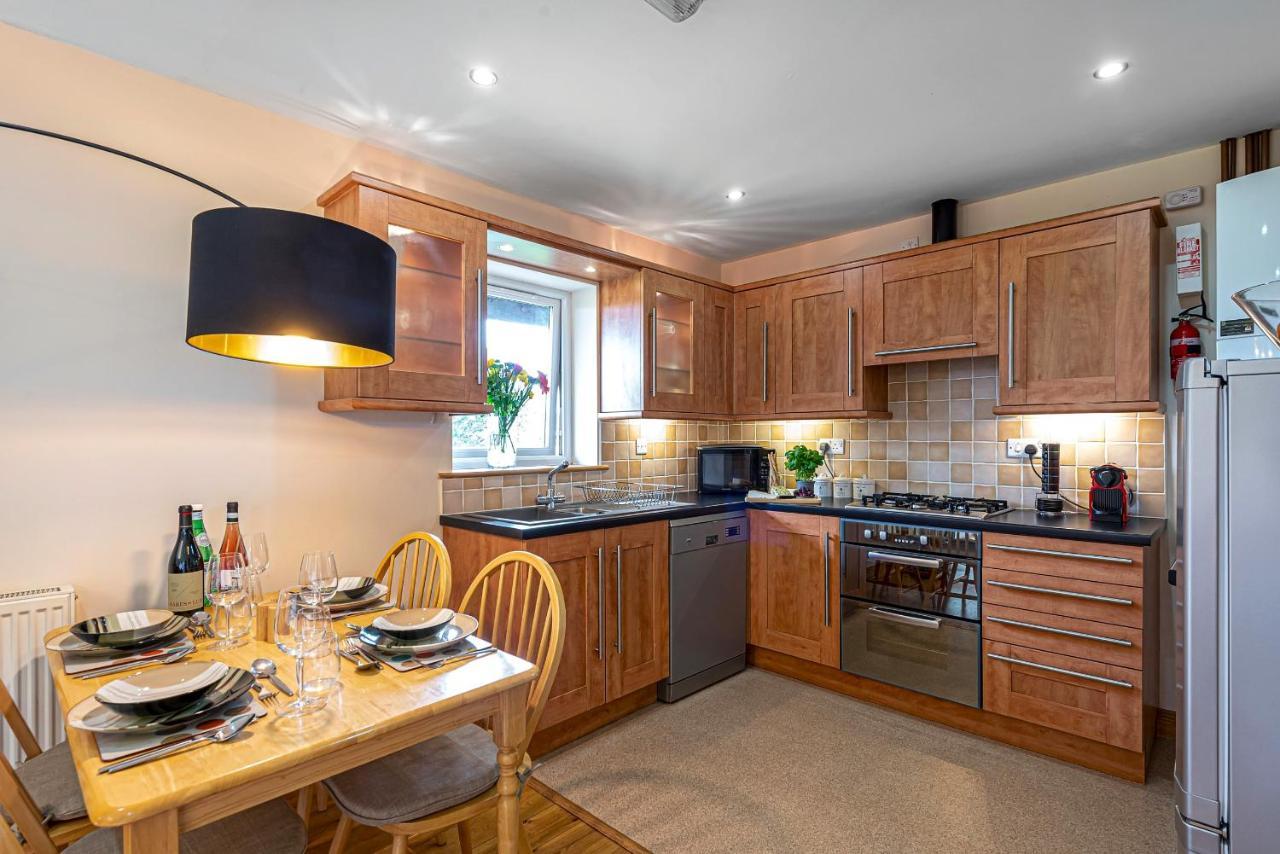 Laurel - Pet-Friendly Cottage With Indoor Pool, Hot Tub & Panoramic Snowdonia Views Colwyn Bay Exterior photo